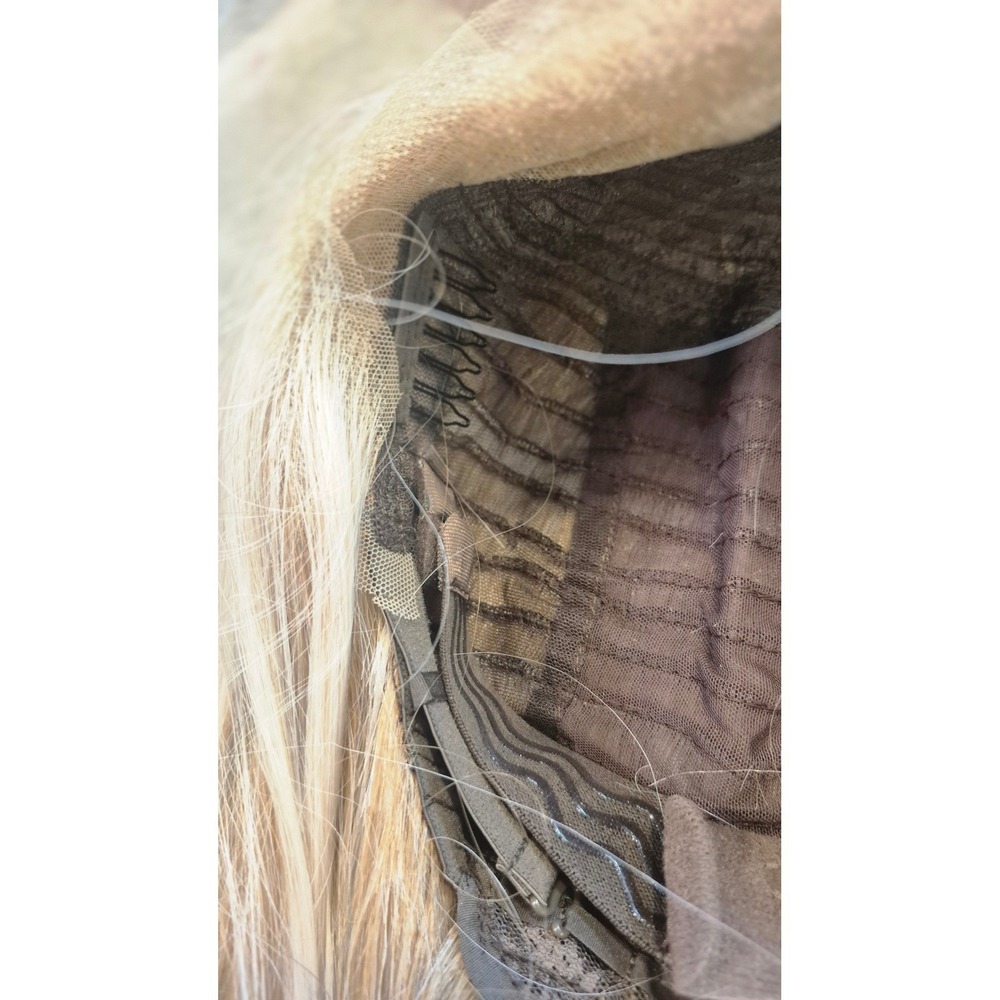 Chelsey Smith Strawberry Fields Petite Lace Front Wig Blonde Mix Synthetic - Picture 10 of 13